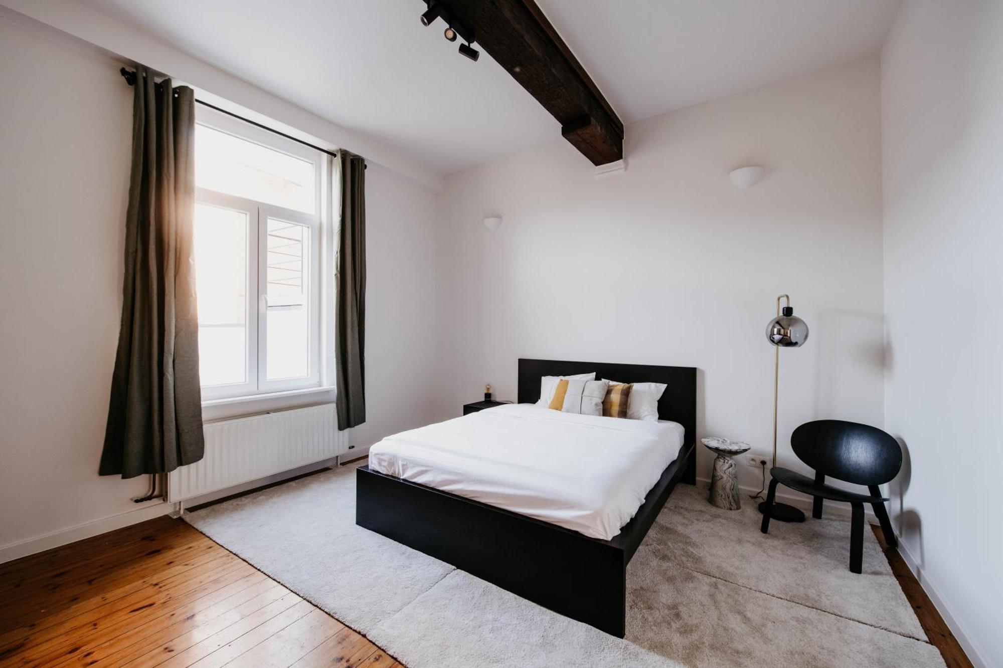 Gorgeous Duplex Apartment In Old City Centre Anversa Esterno foto