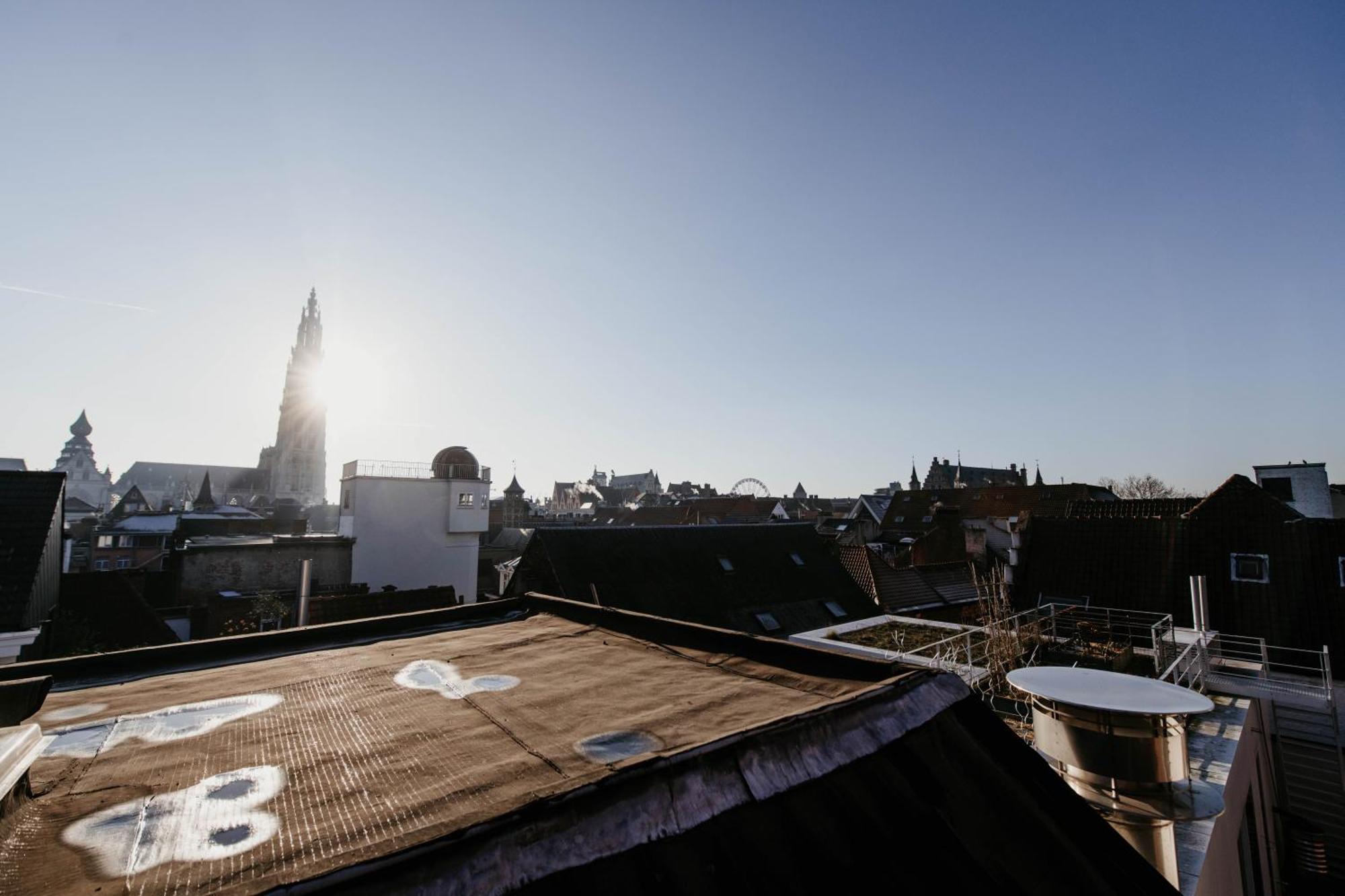 Gorgeous Duplex Apartment In Old City Centre Anversa Esterno foto